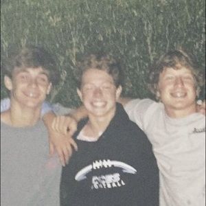 Meet your Posher, Harris